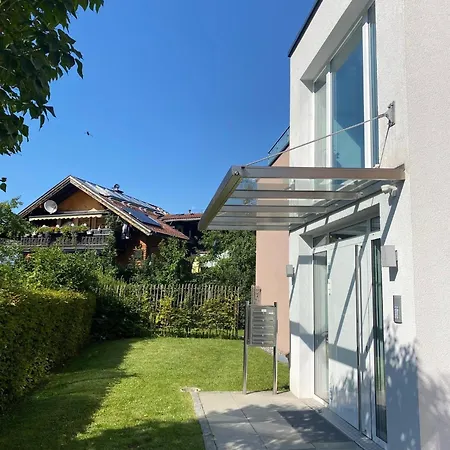 Foehren Nest Zell Am * Zell am See