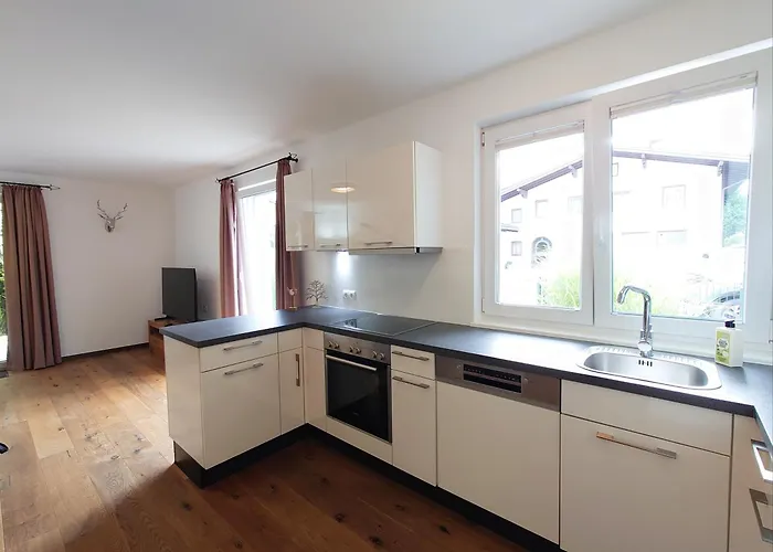 Foehren Nest Zell Am * Zell am See